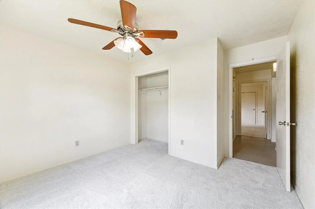 Photo of 1006 W Brompton Drive