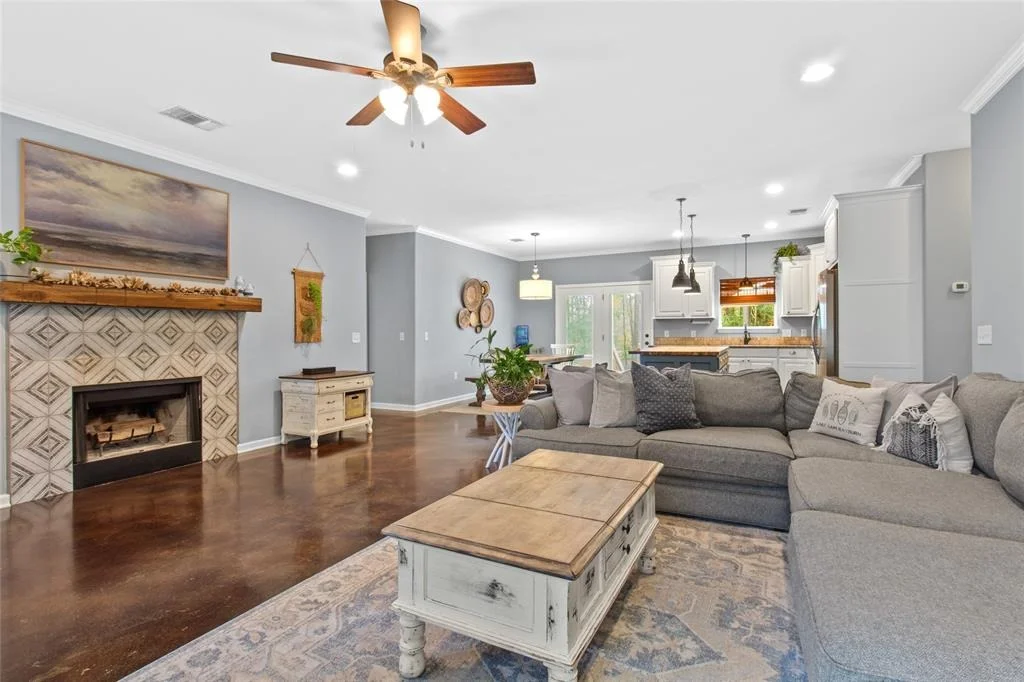 Photo of 180 Breezeway Drive