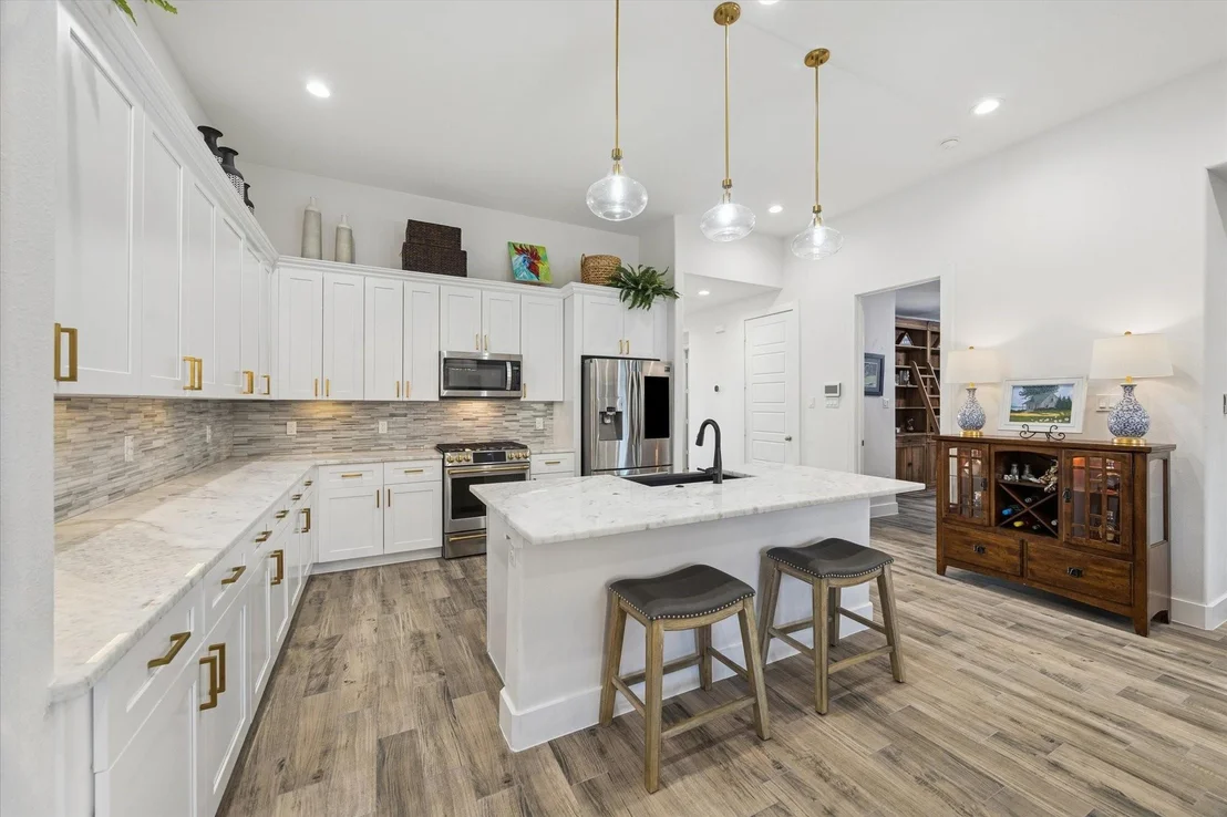 Photo of 203 Hampton Glen Road
