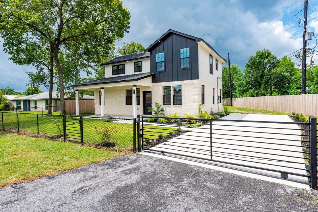 Photo of 8031 Round Rock Drive