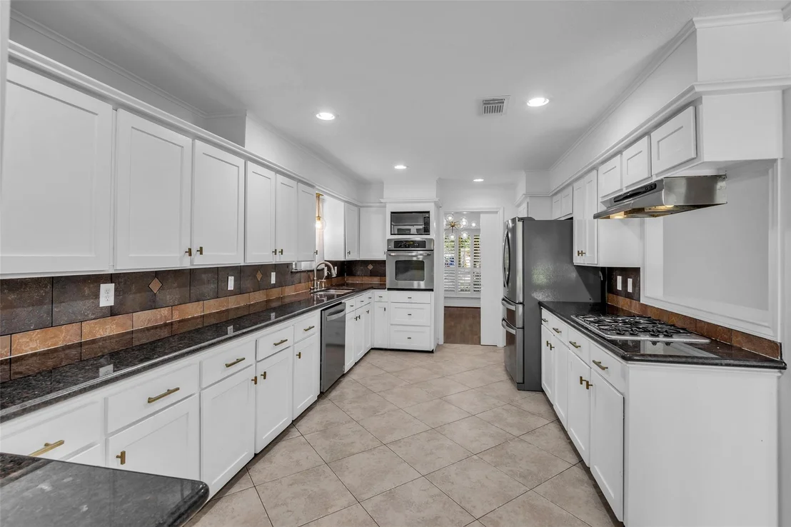 Photo of 947 Thornton Road