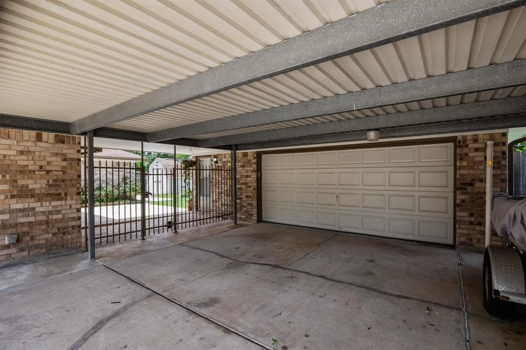 Photo of 2005 E Pine Hill Drive