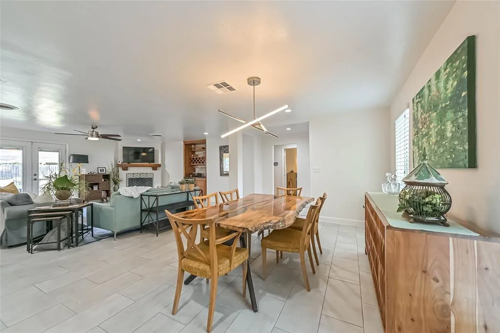 Photo of 5830 Valkeith Drive