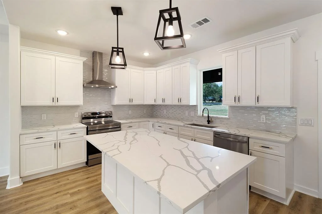 Photo of 409 Echo Lane