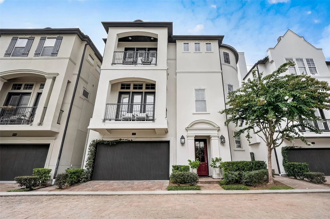 Photo of 10929 Upland Park