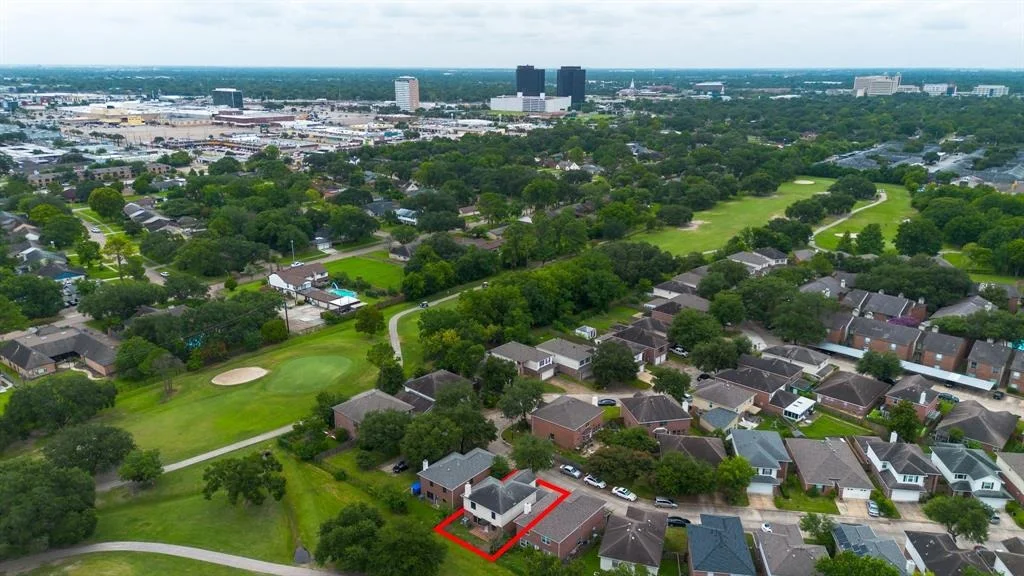Photo of 8206 Golf Green Circle
