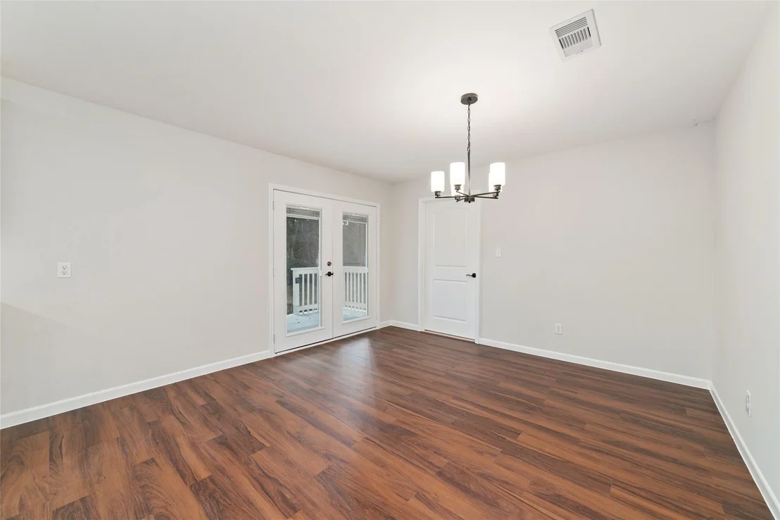 Photo of 631 Humbird