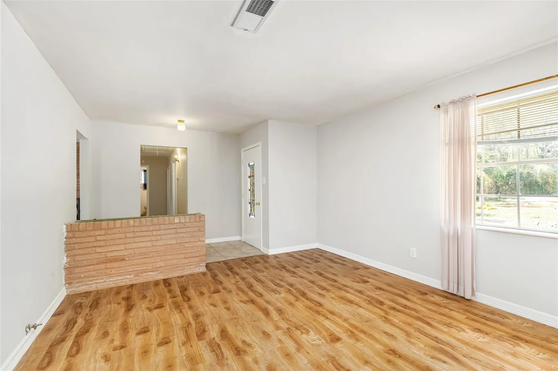 Photo of 29518 W Hawthorne Drive