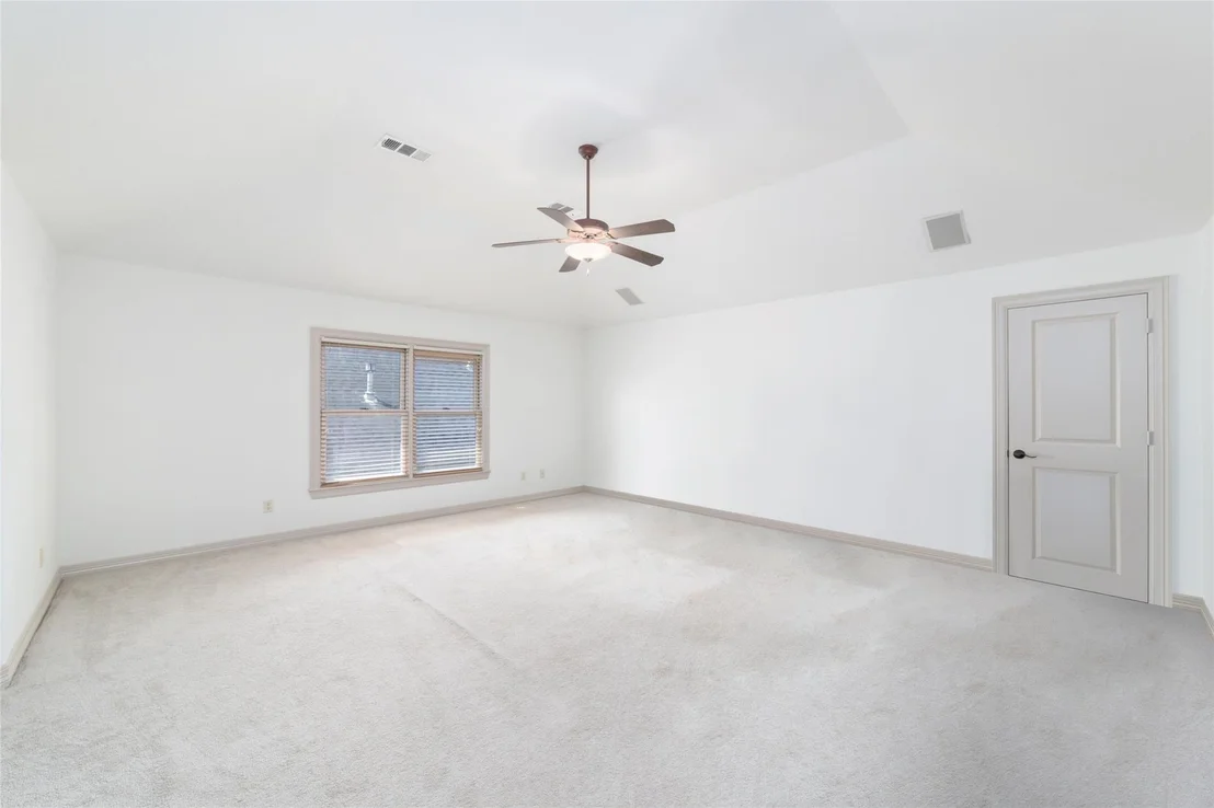 Photo of 2822 Stuart Manor