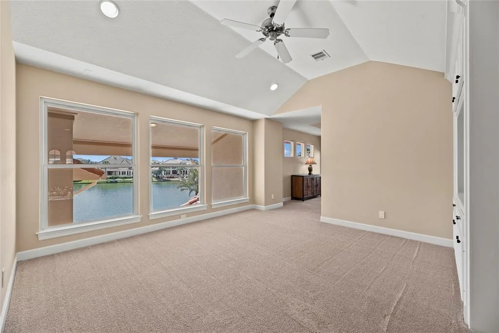 Photo of 18919 Crescent Bay Drive