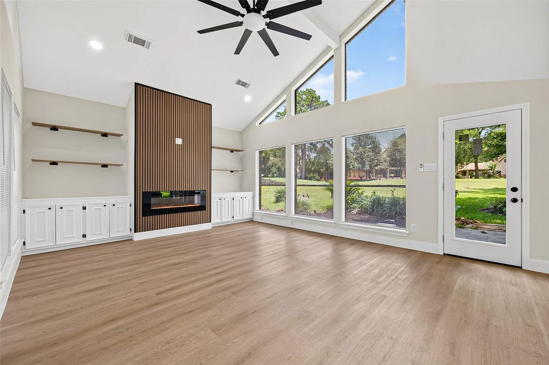 Photo of 3354 Torrey Pines Drive