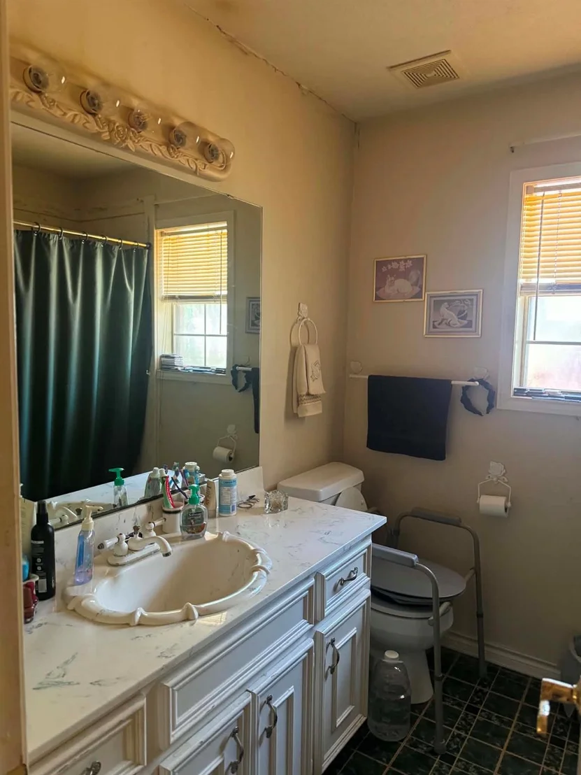Photo of 267 Broadmoor Drive