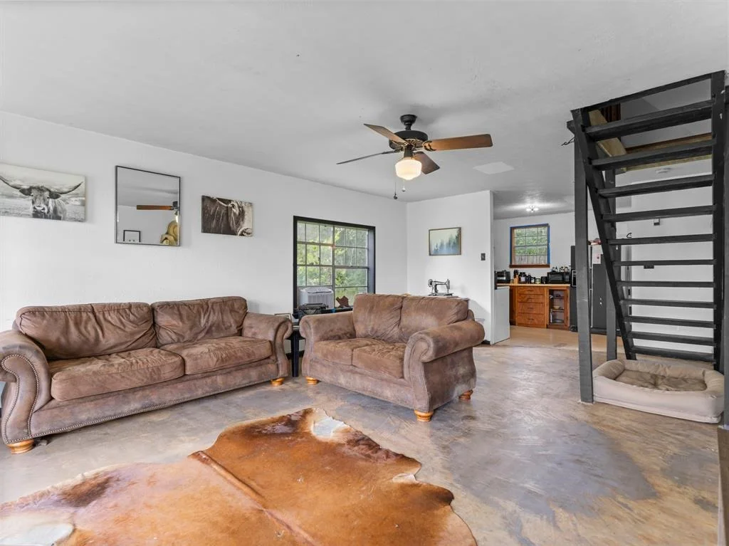 Photo of 4432 County Road 886