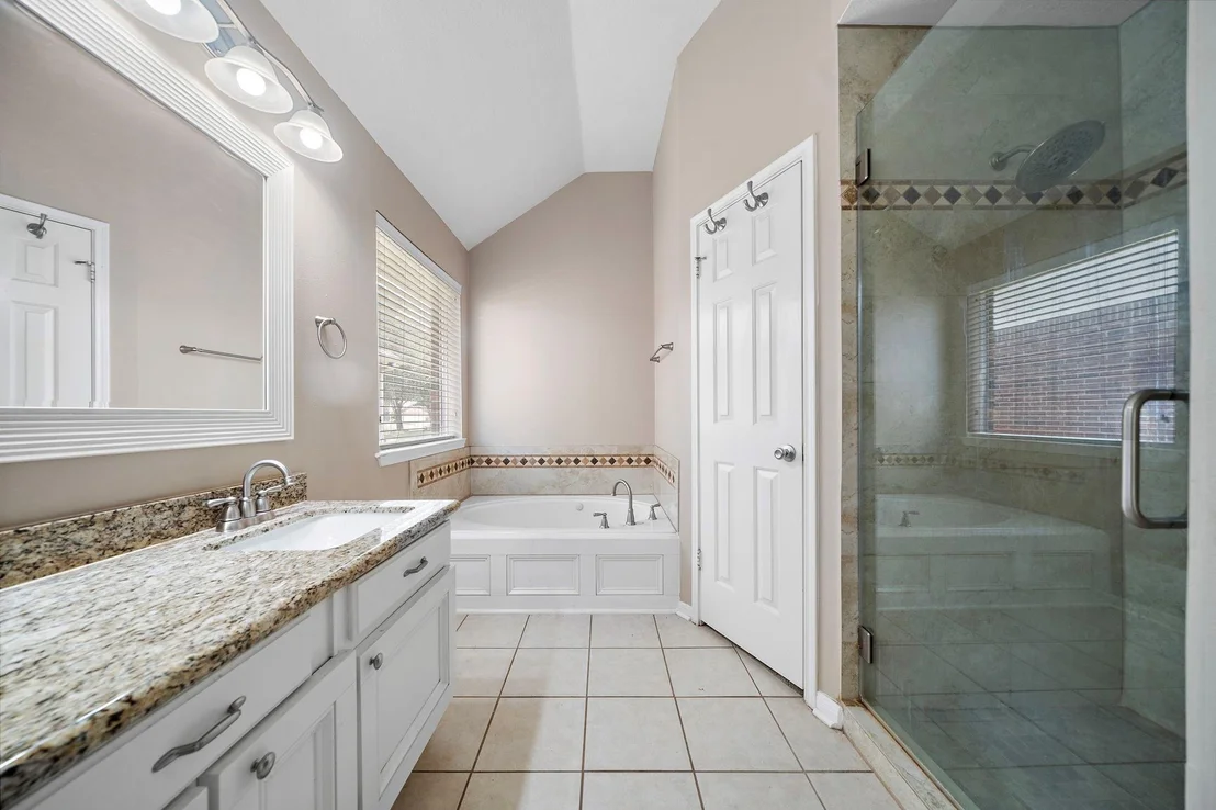 Photo of 14943 Chestnut Falls Drive