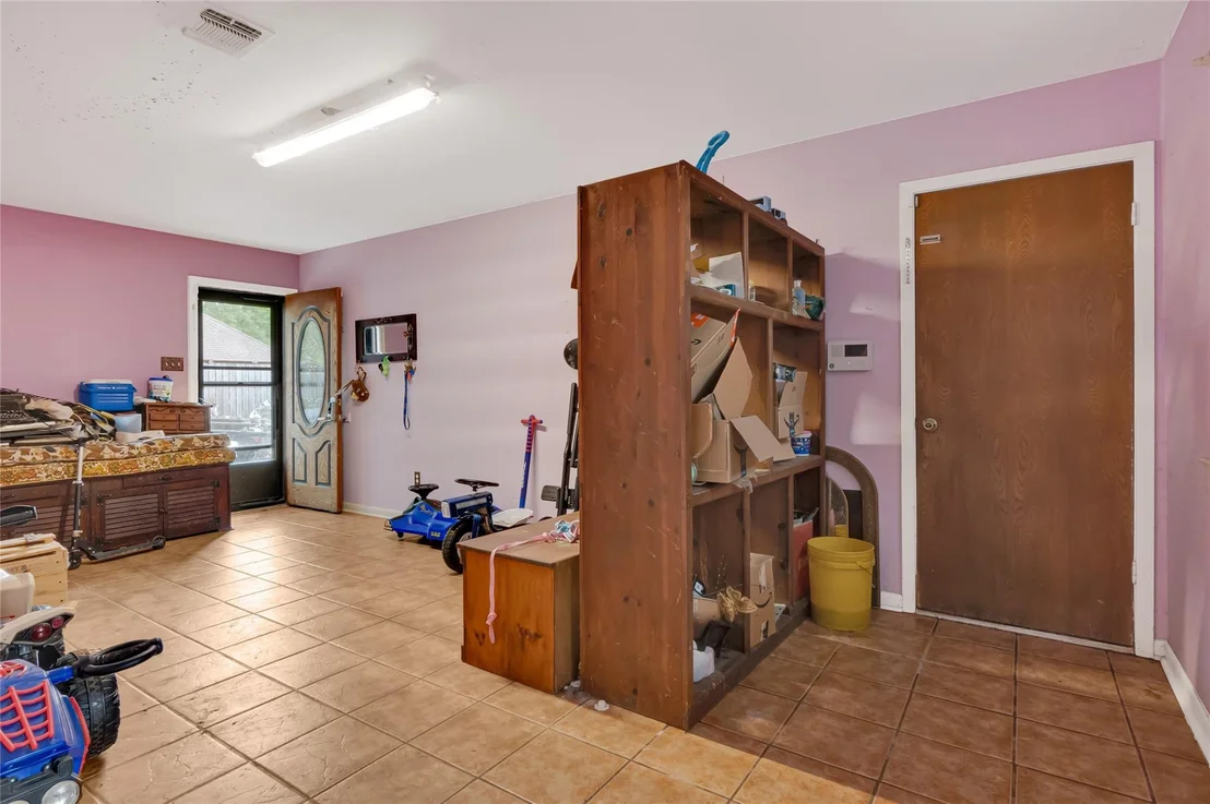 Photo of 505 Oak Drive