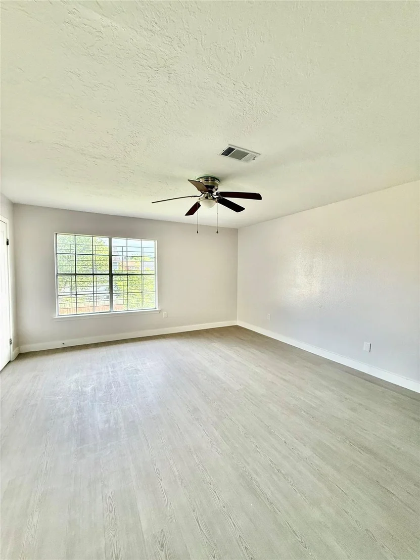 Photo of 12210 Cliffgate Drive