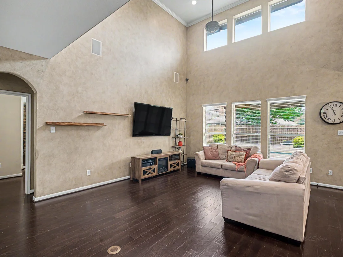 Photo of 6127 Harmony Park Lane