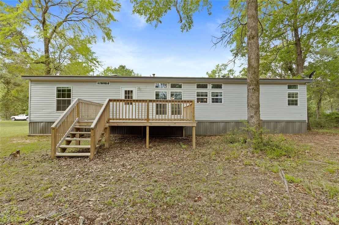 Photo of 141 Leaning Oak Drive