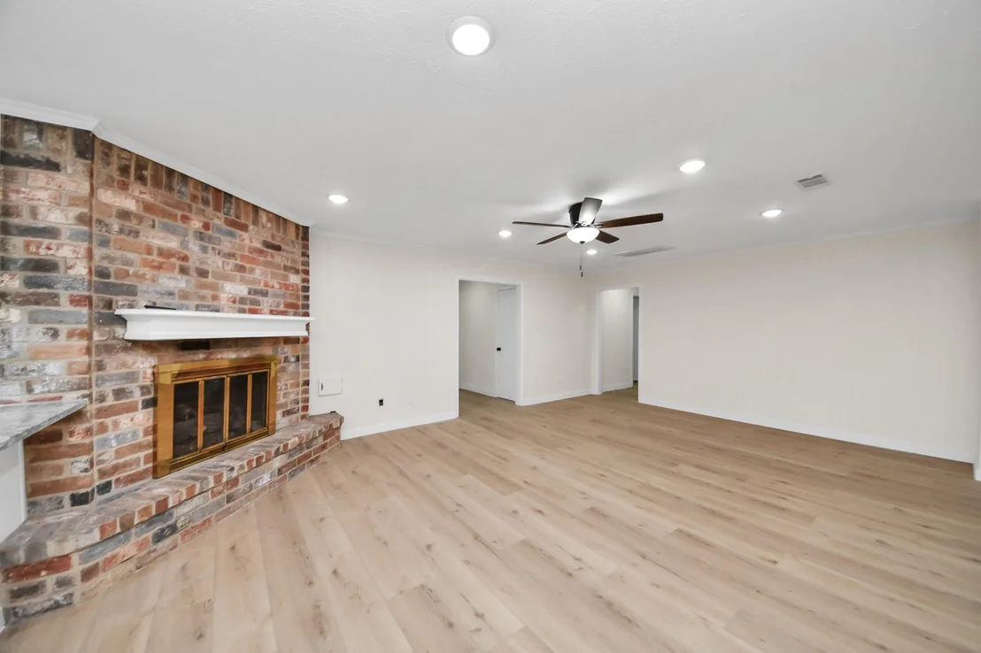 Photo of 25511 Many Oak Drive