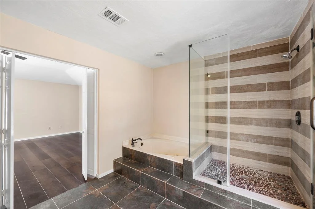Photo of 16326 Hickory Point Road