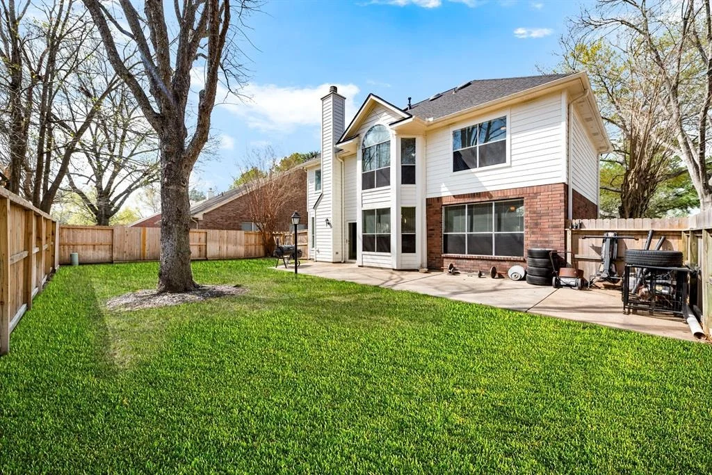 Photo of 14522 Huntmont Drive