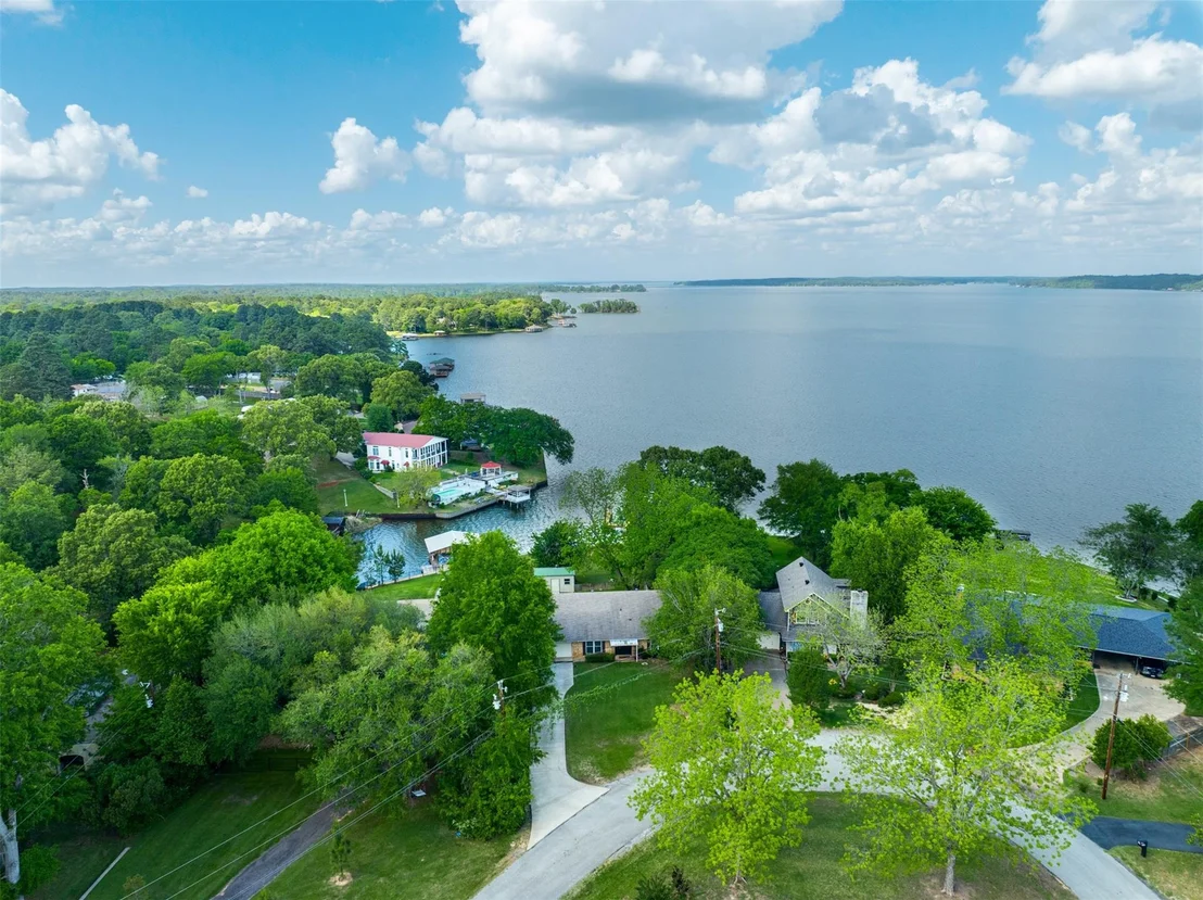 Photo of 23340 Three Points Drive