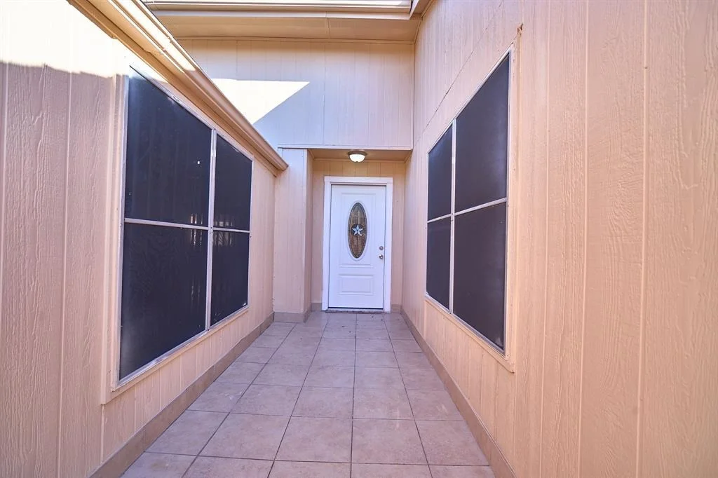 Photo of 13002 Becklin Lane