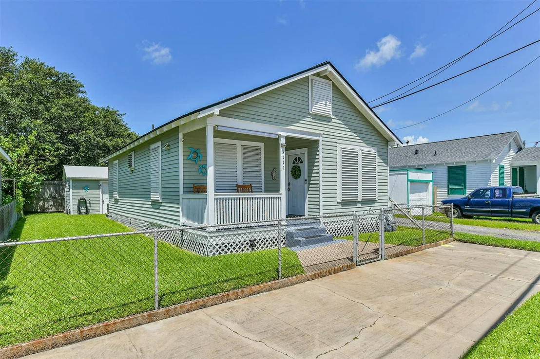Photo of 2115 Jack Johnson Boulevard