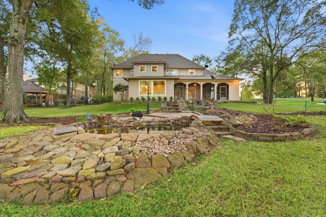 Photo of 18848 Harbor Side Boulevard