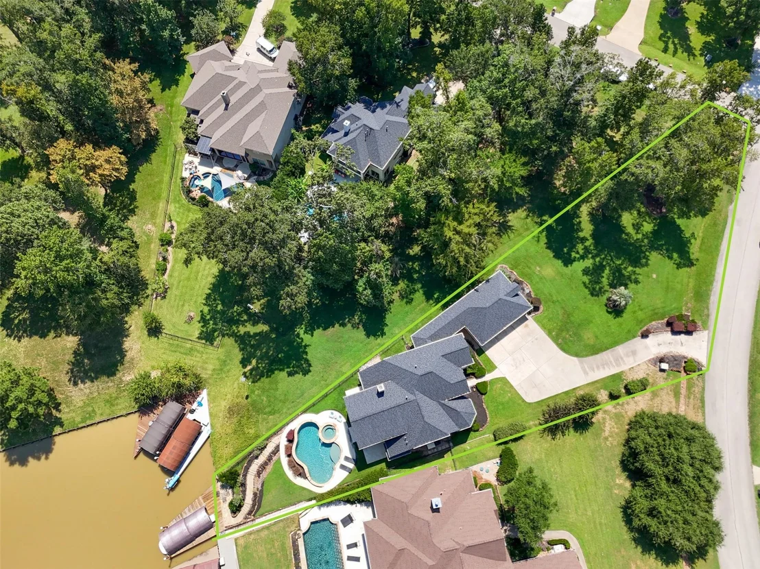 Photo of 18911 Mystic Point