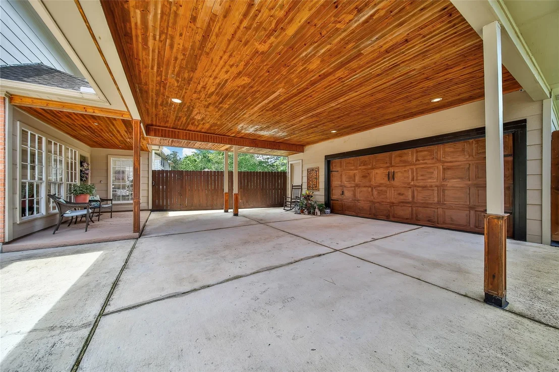 Photo of 1702 Seven Maples Drive
