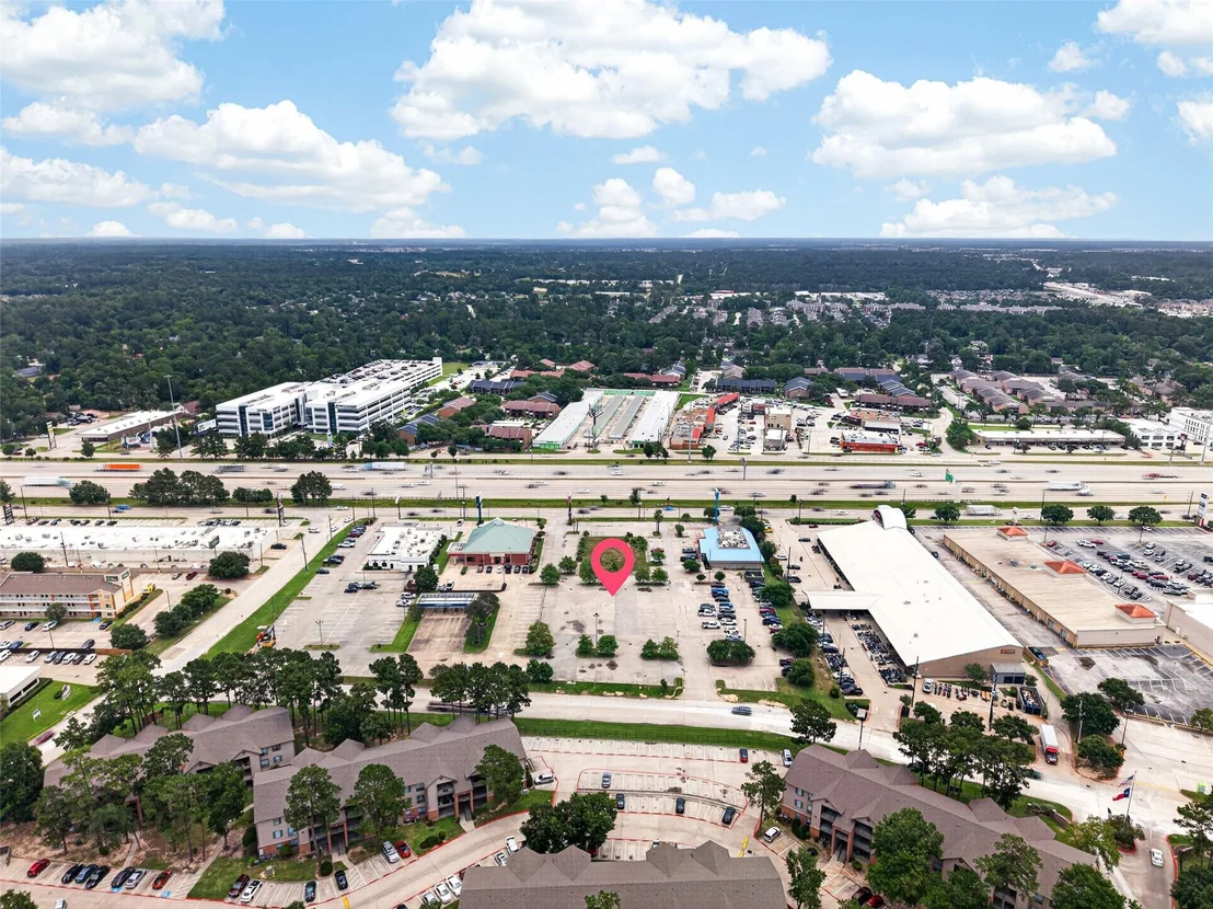 Photo of 25657 Interstate 45