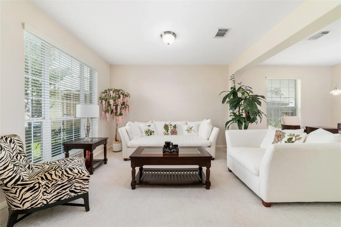 Photo of 8 Terra Bella