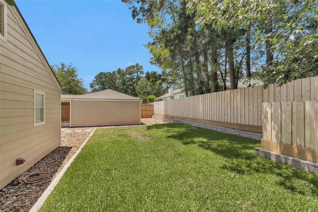 Photo of 11830 Thoreau Drive