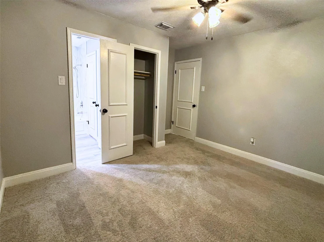 Photo of 2602 Hummingbird Lane