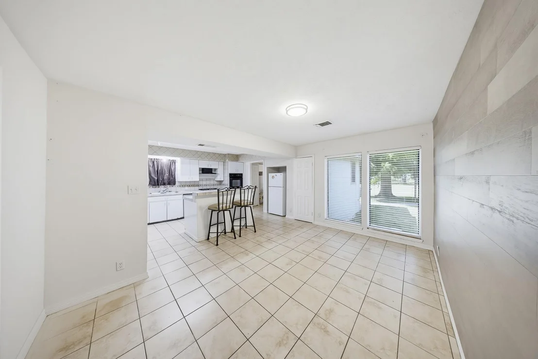 Photo of 1725 Strawn Road
