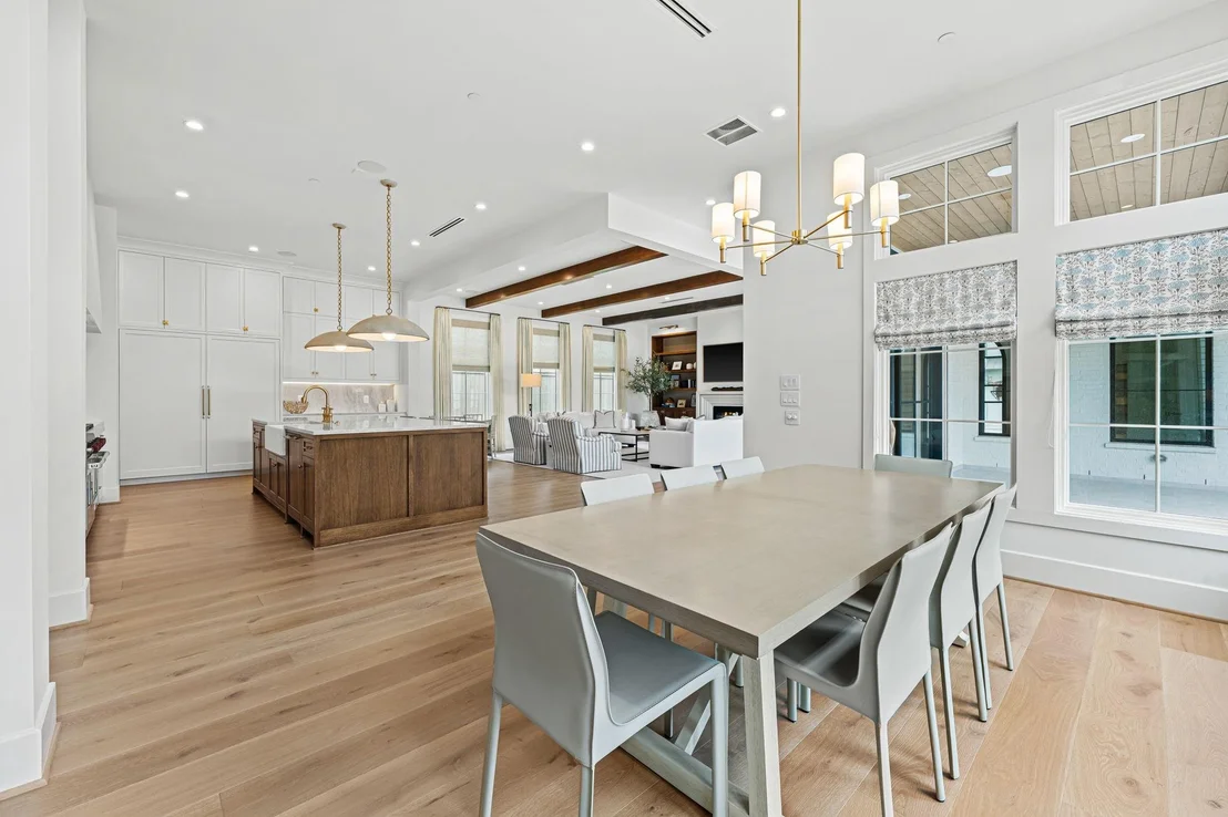 Photo of 8722 Lupton Lane
