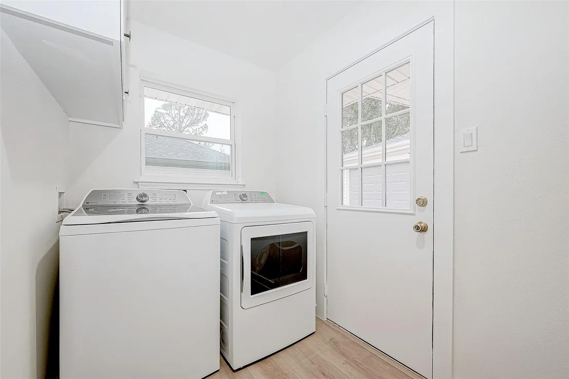 Photo of 2607 Moss Hill Drive