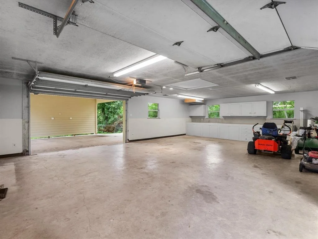 Photo of 5401 Palm Drive