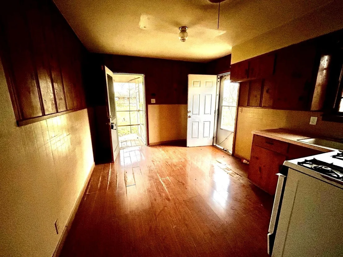 Photo of 9122 Tulane Road