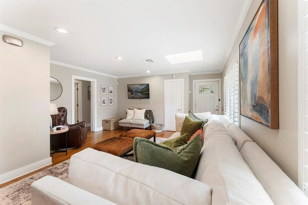 Photo of 523 Azaleadell Drive