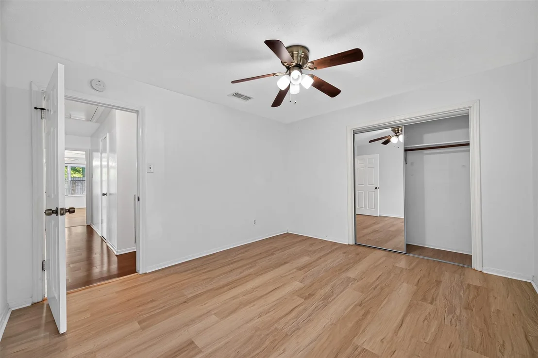 Photo of 25506 Many Oak Drive