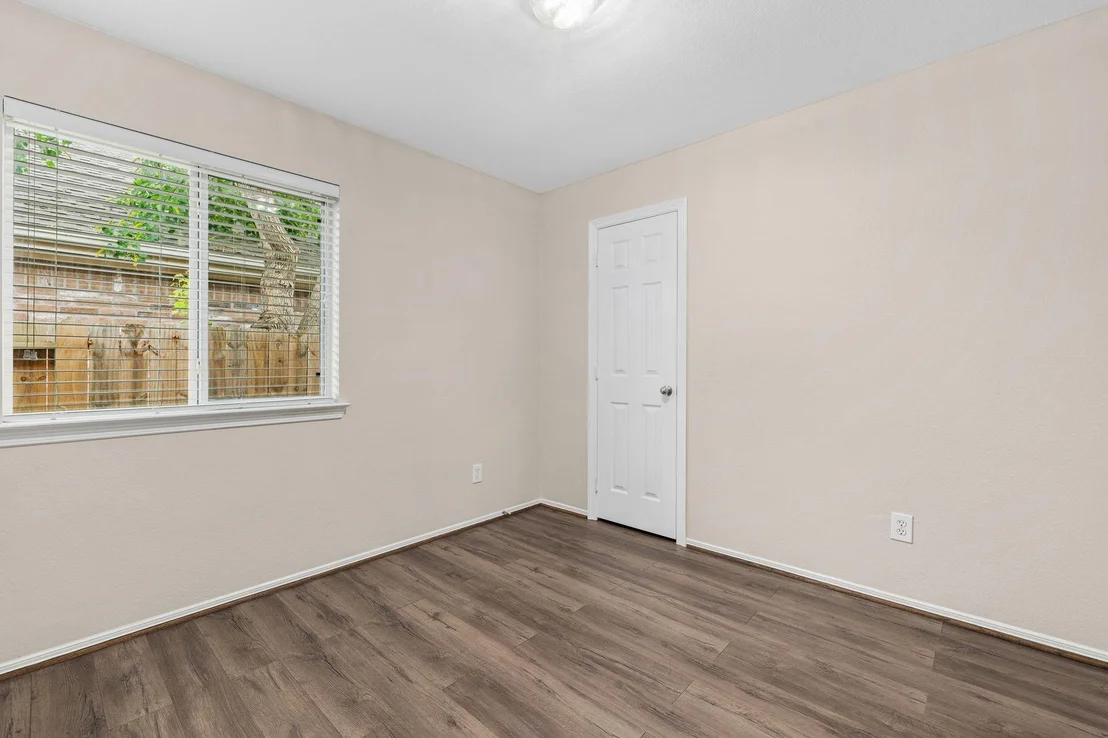 Photo of 6011 Minard Drive