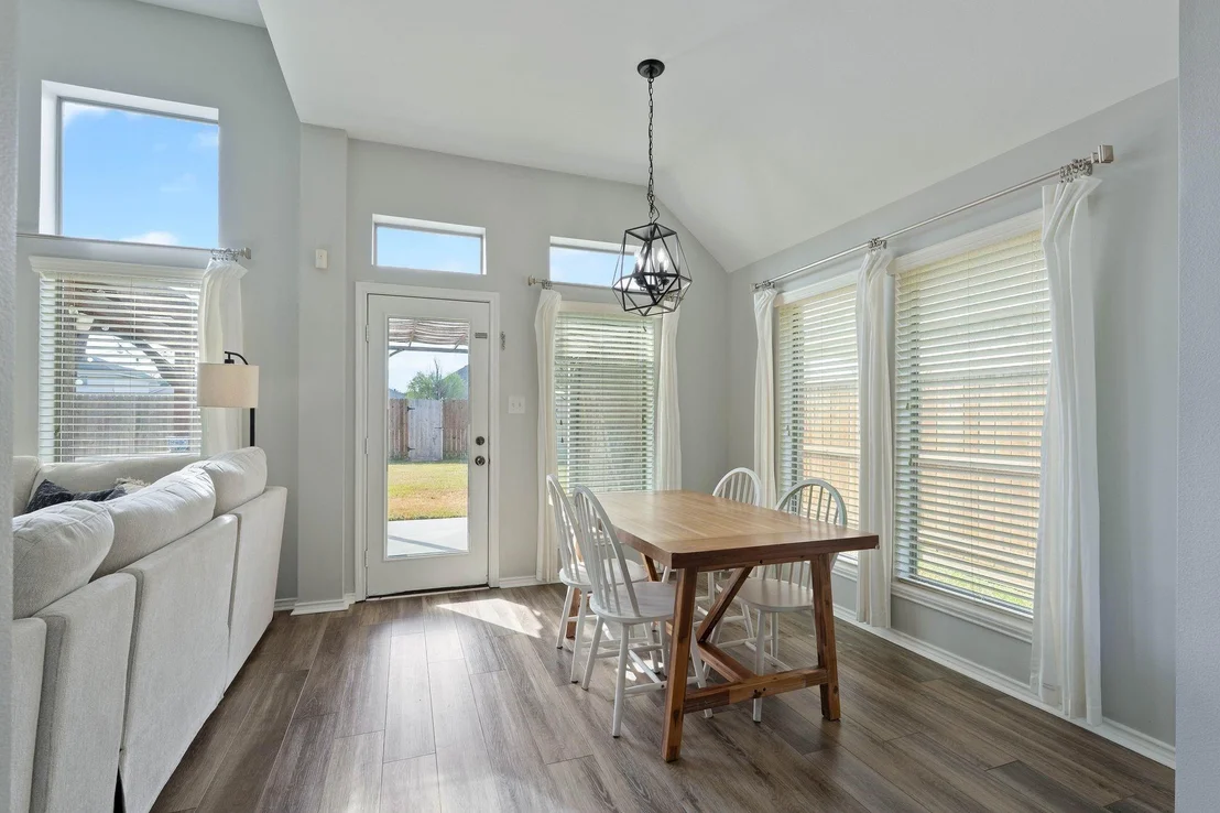 Photo of 31823 Forest Oak Lane