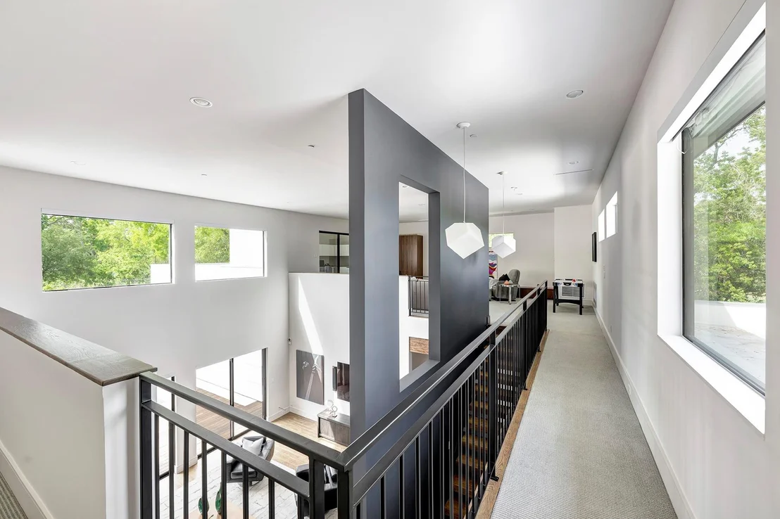 Photo of 8317 Hunters Creek Drive