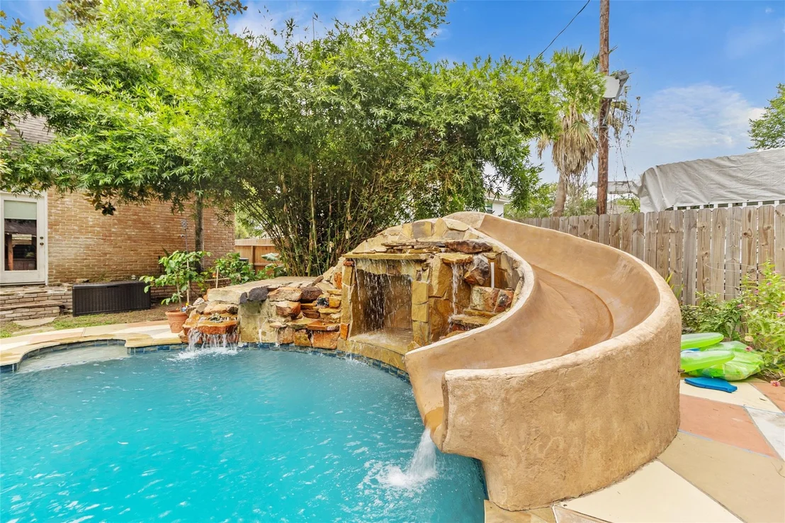 Photo of 6315 Wimbledon Villas Drive