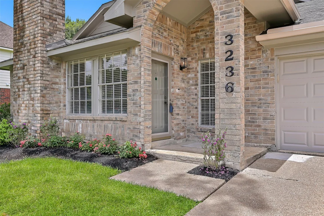 Photo of 3236 Lee Circle