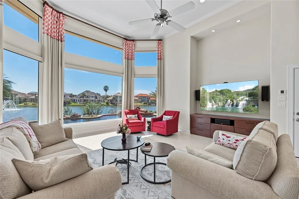 Photo of 18919 Crescent Bay Drive