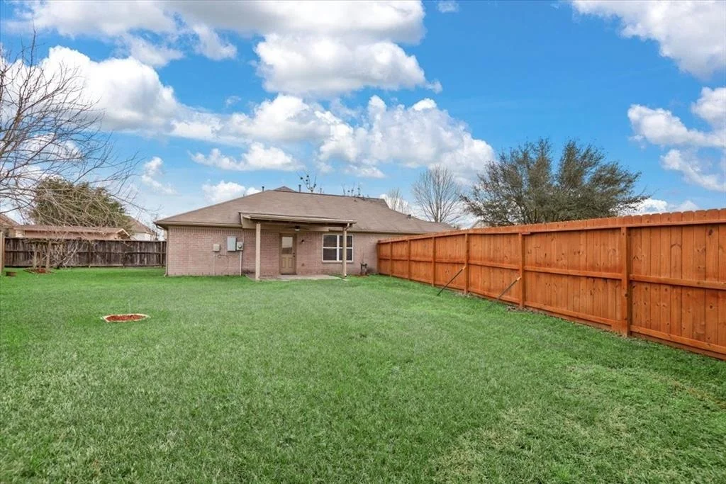 Photo of 14203 Old Dock Lane