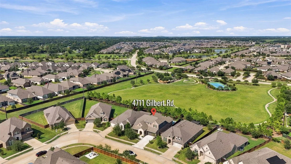Photo of 4711 Gilbert Road